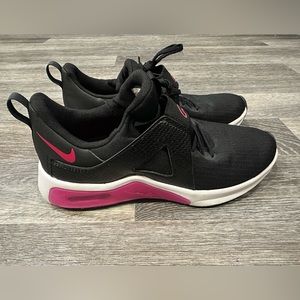 Nike Women's Air Max Bella TR 5 Shoes Size 7.5